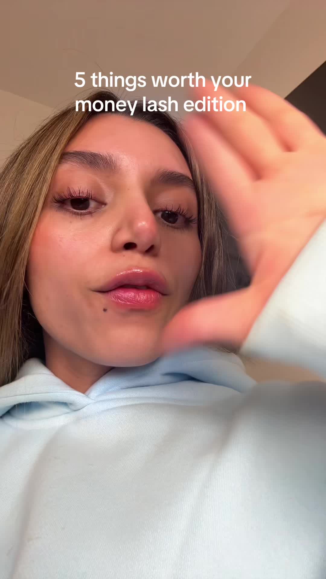 @Bella