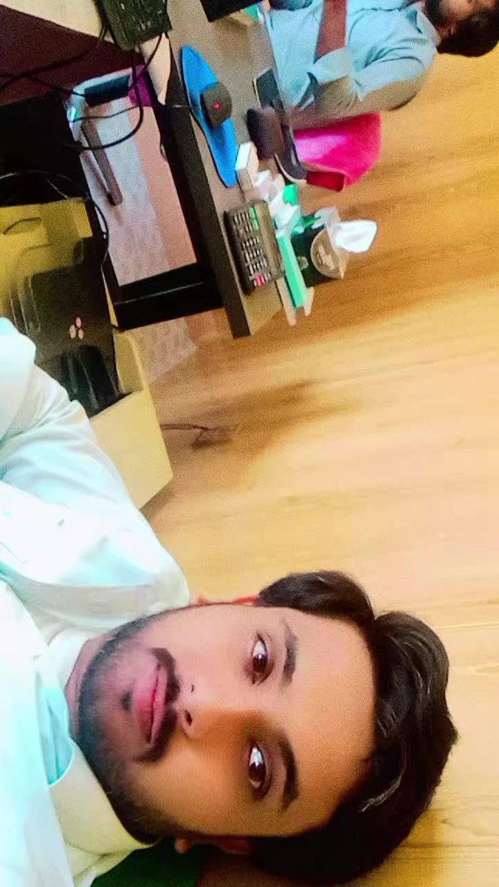 @꧁༺KHIZAR༻꧂