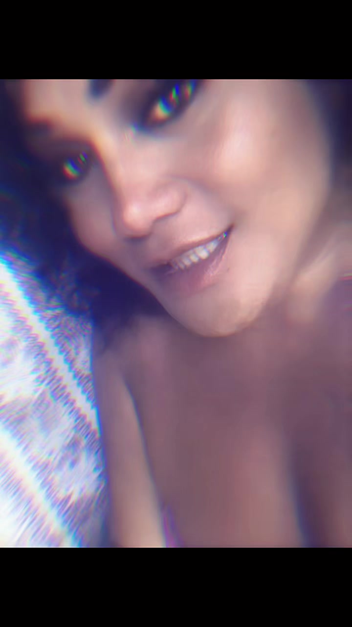 @🩷 T!@ IHR 🩷