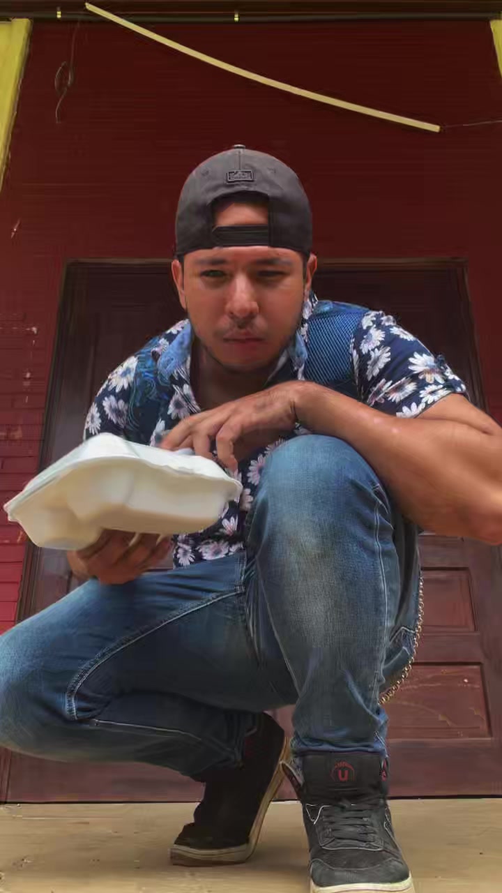 @Kevin Saldaña