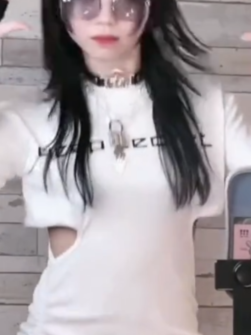 @しん