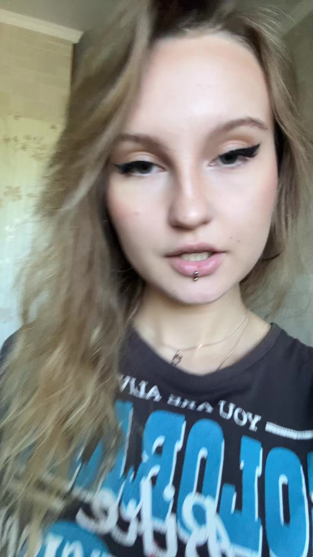 @аришкамилка🤍