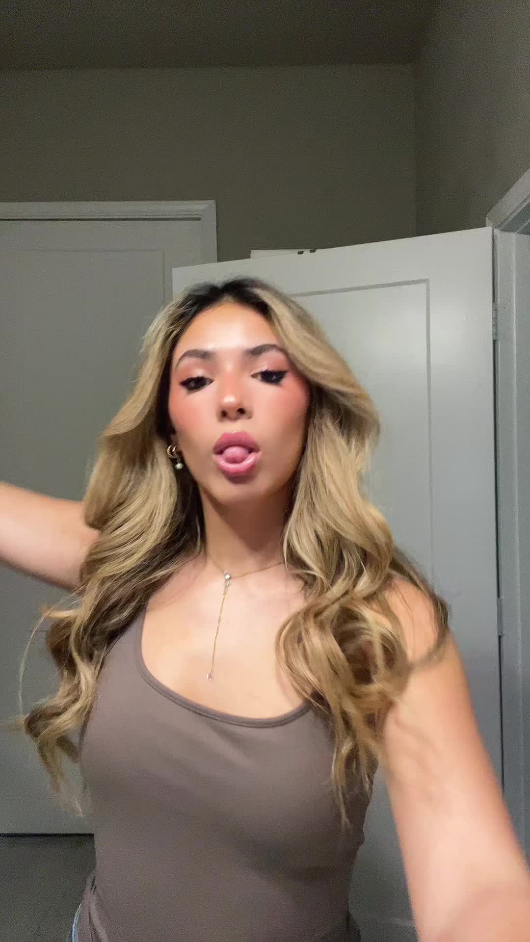 @Lala Lupcy