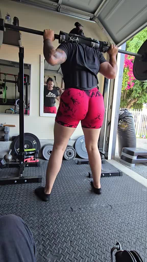 @karyfit🍑🍑 🏃♂️🏋♂️👍❤️
