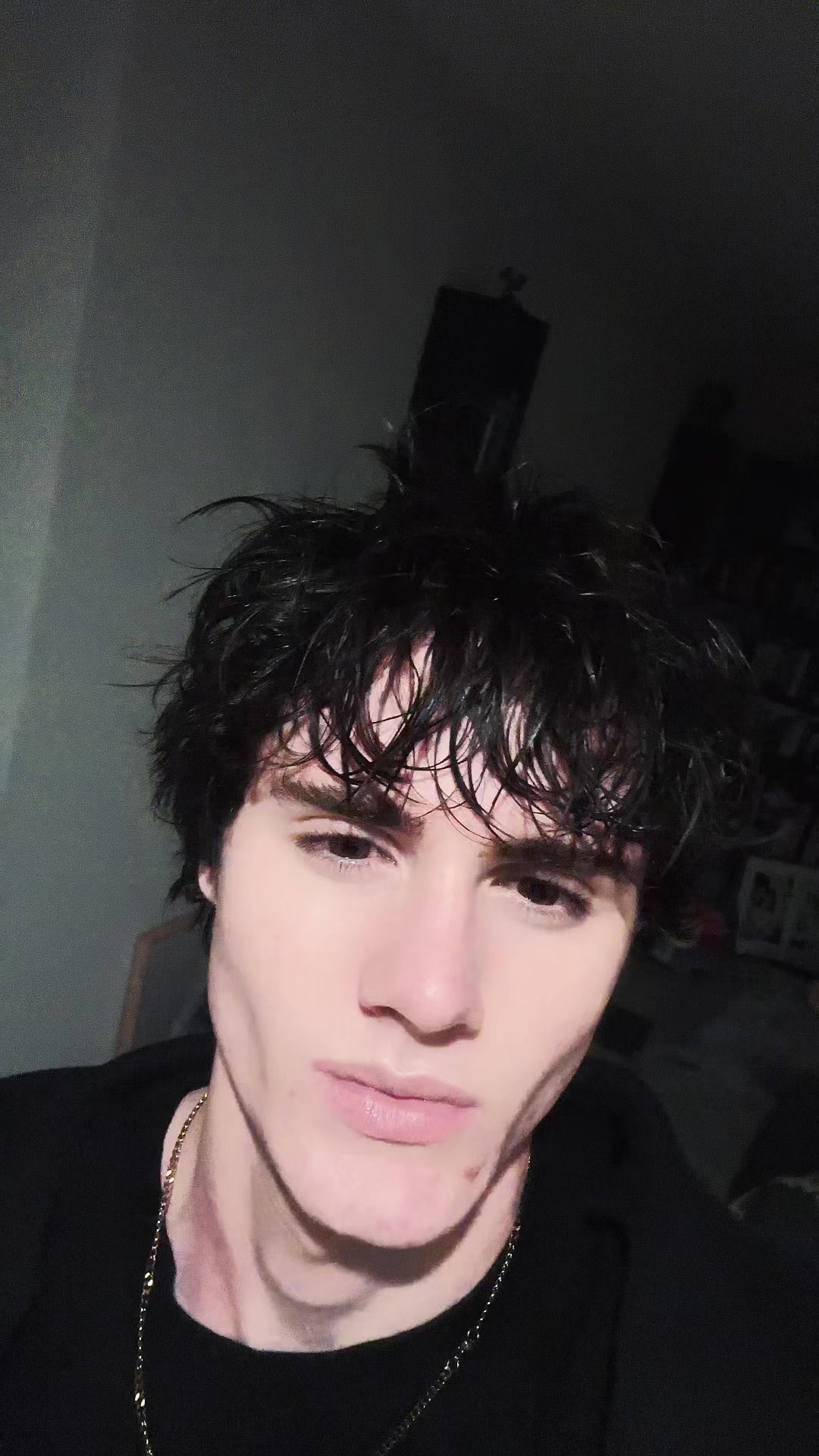@KingMilan👅