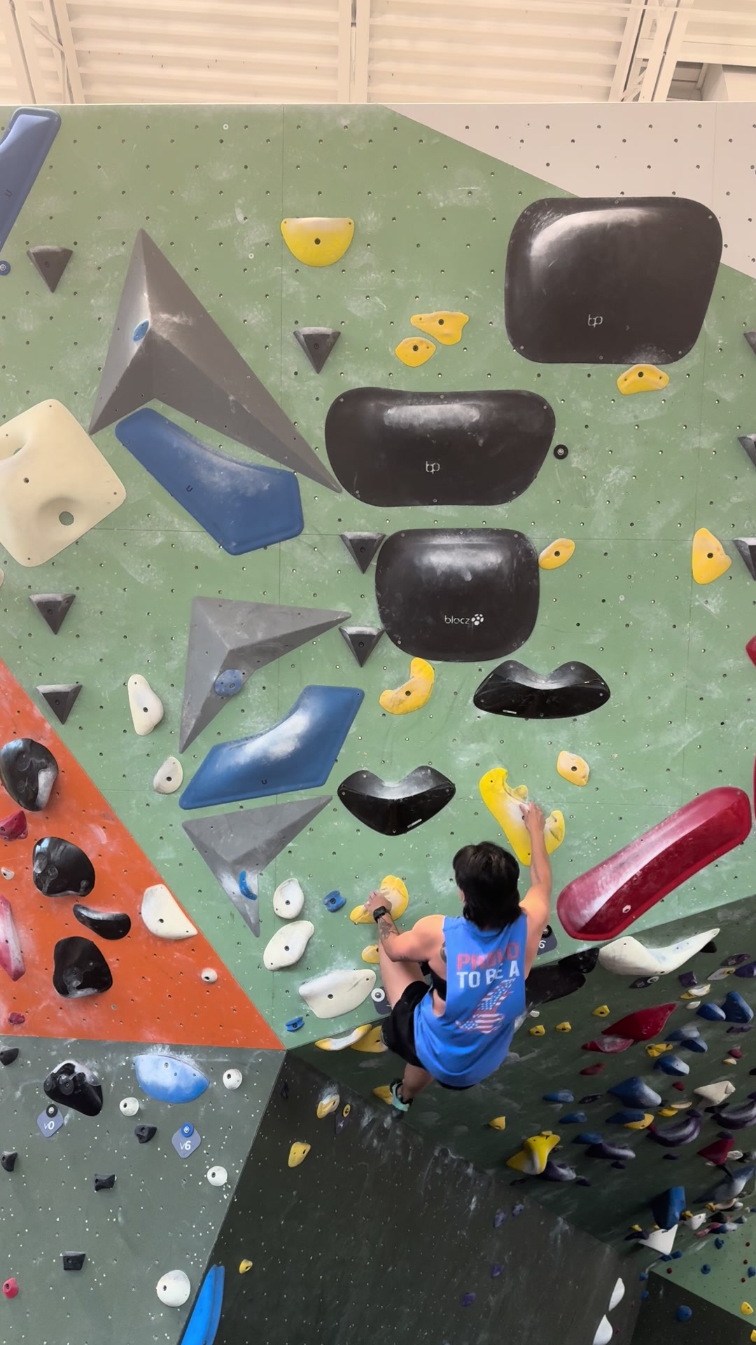 @v_climbs