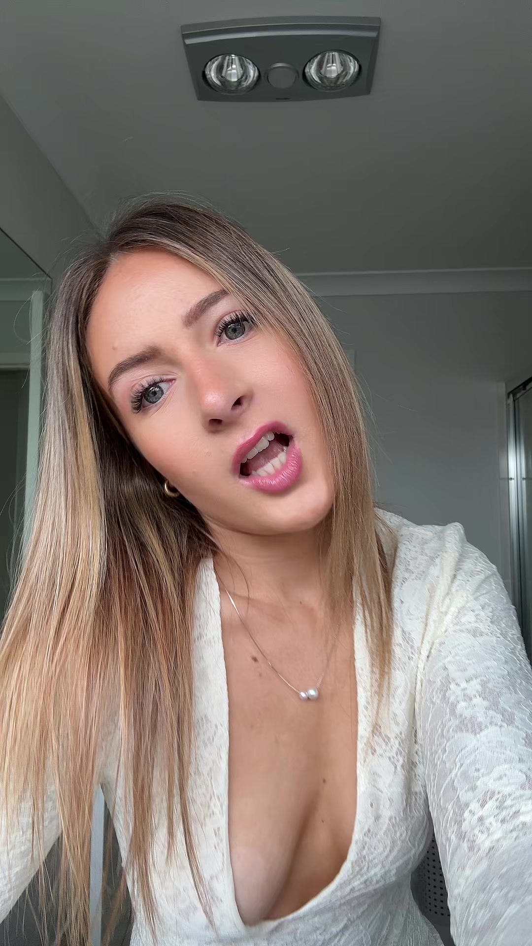 @domsspam_