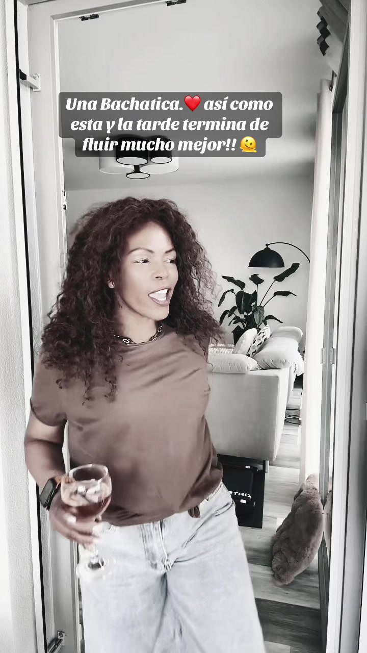 @🌹 𝒪𝓃𝓁𝓎 ℛℴ𝓈𝒶🌹