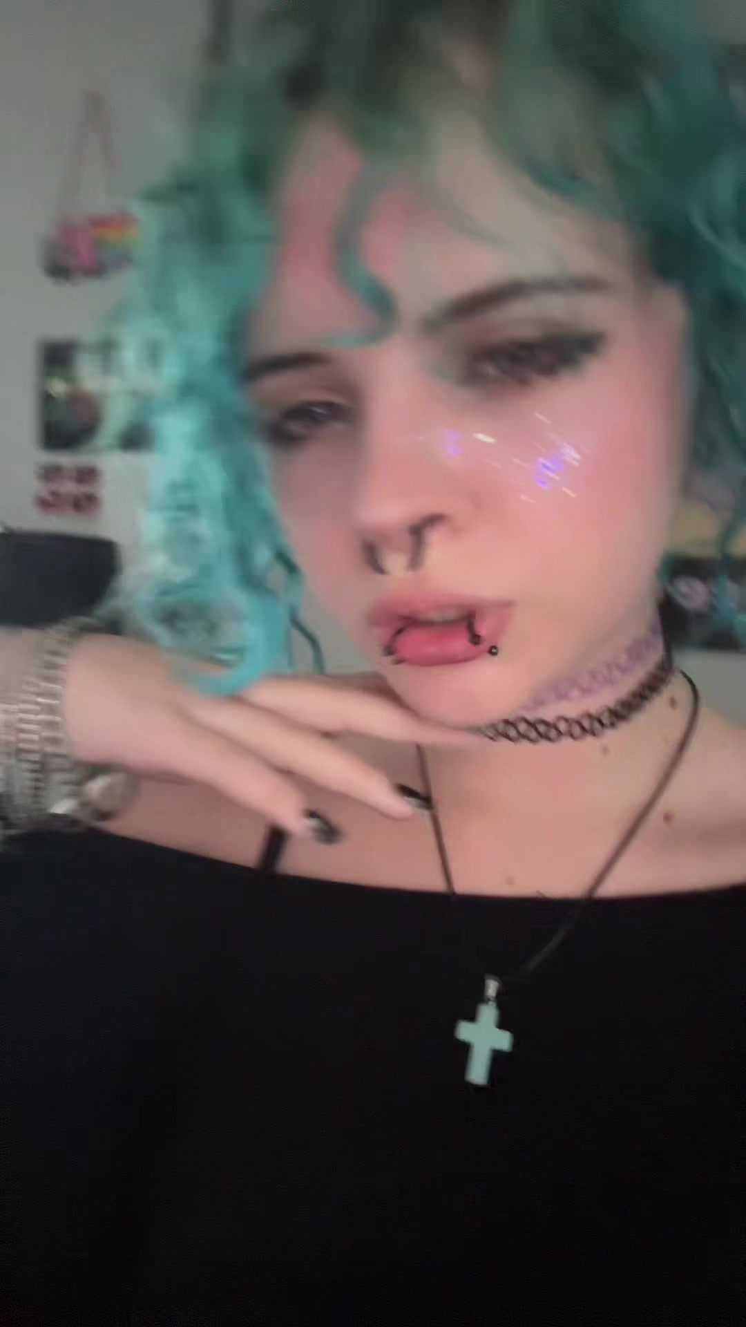 @blushingzombiebabe