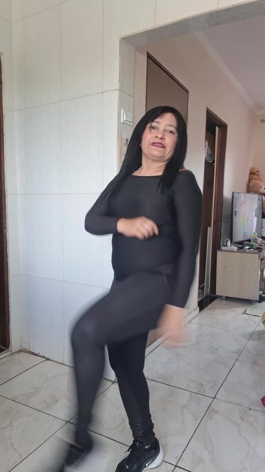 @Elizangela Torres