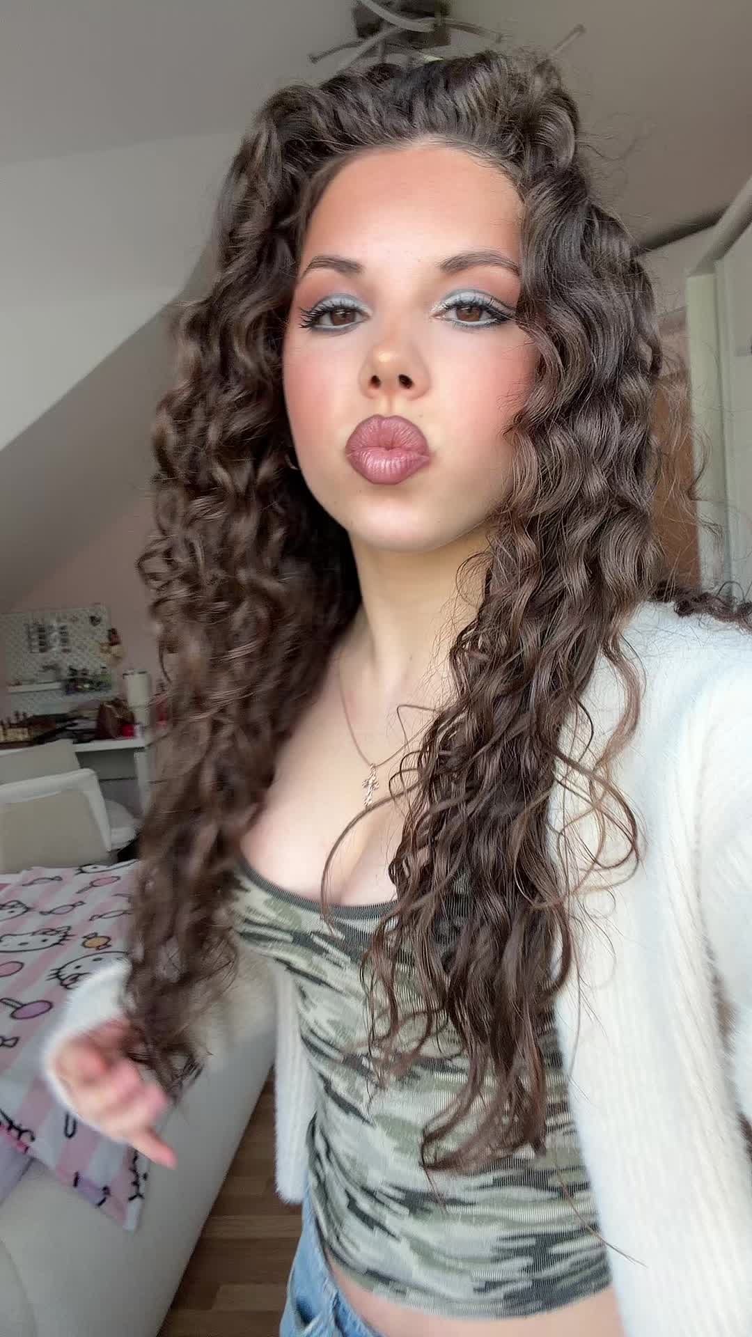 @Maria
