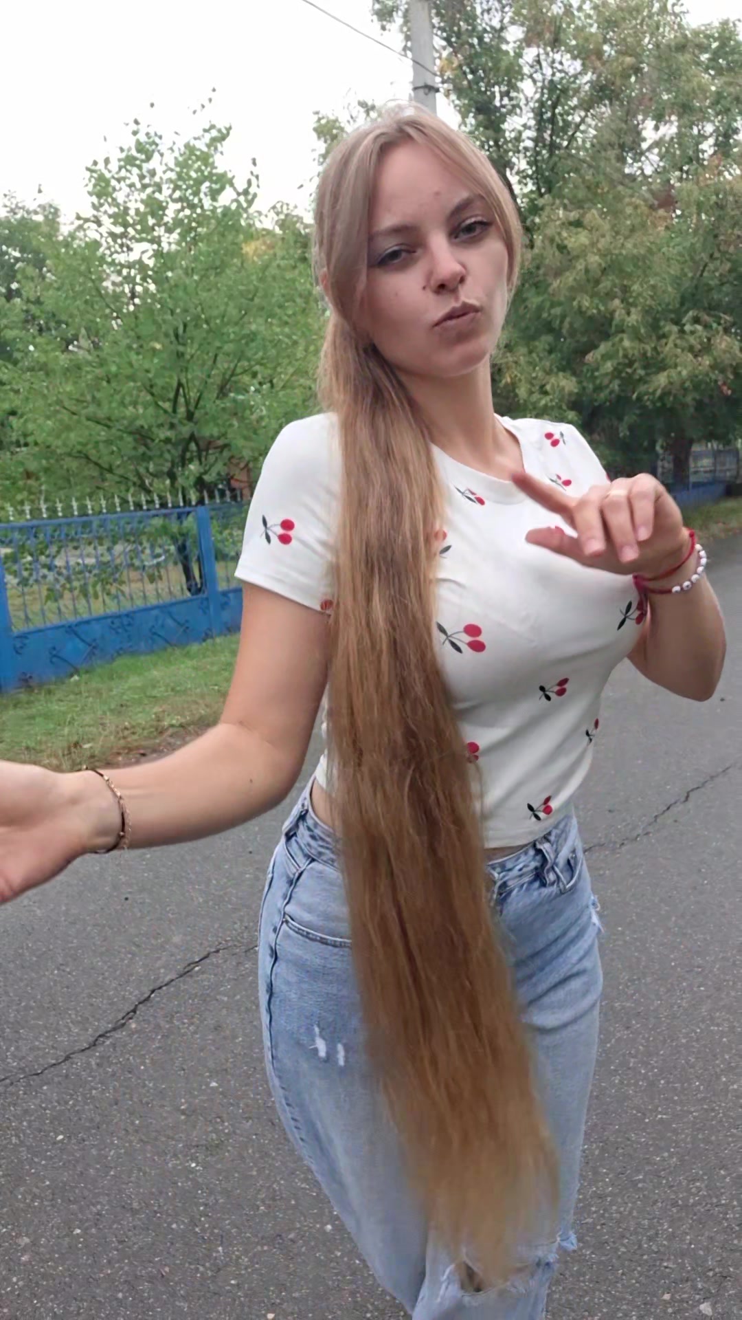 @Ecaterina