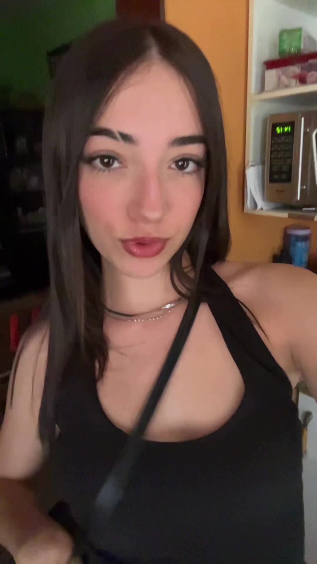 @🎱🐆🥂🪩
