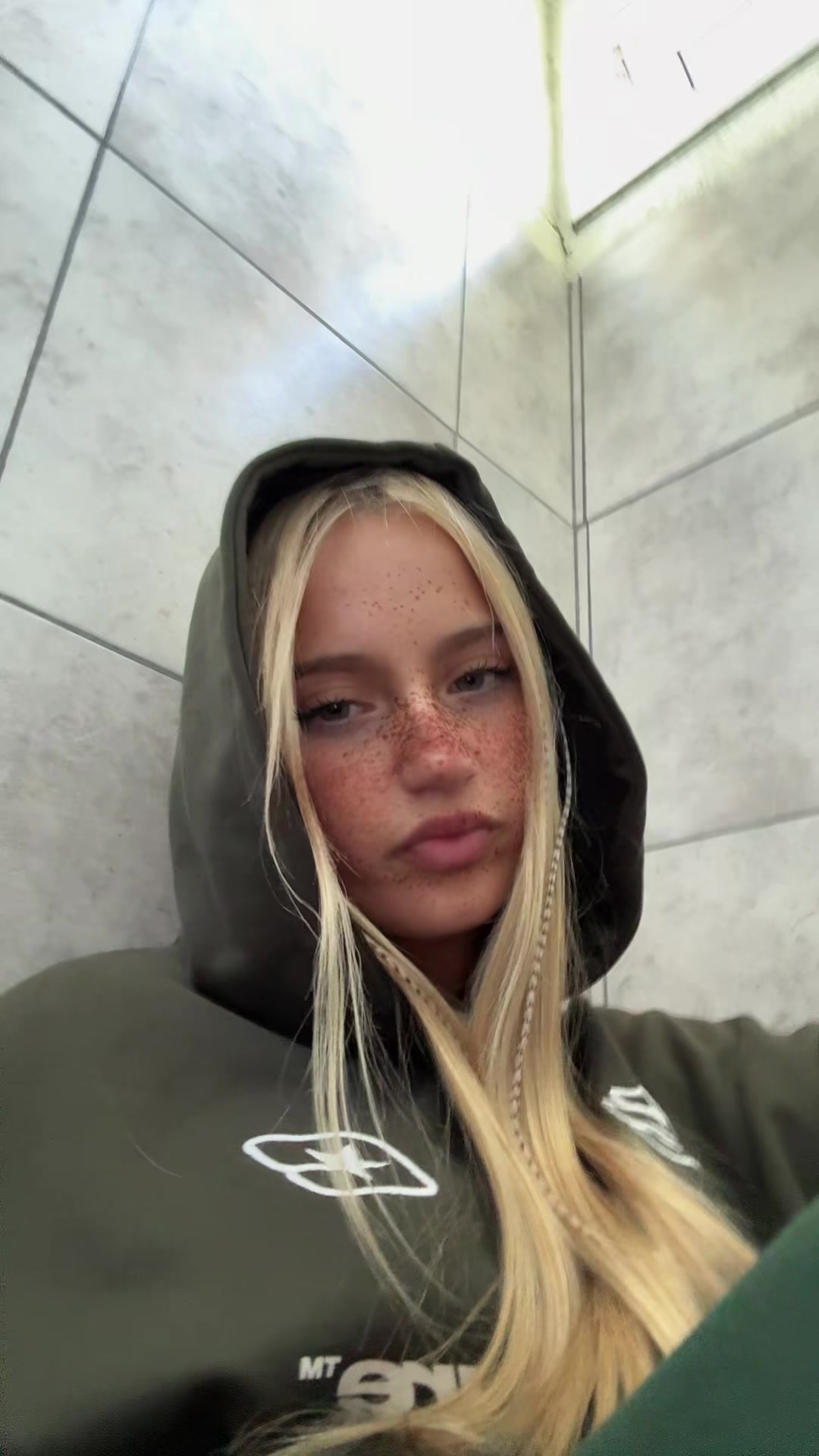 @palo00m44$$