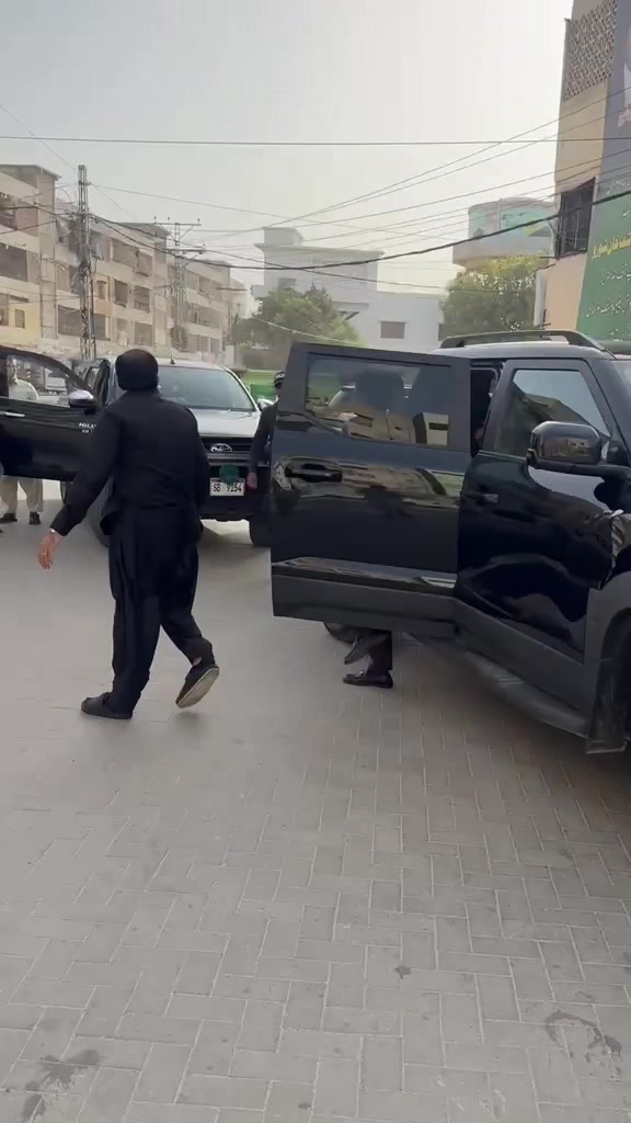 @Zubair Ghangra