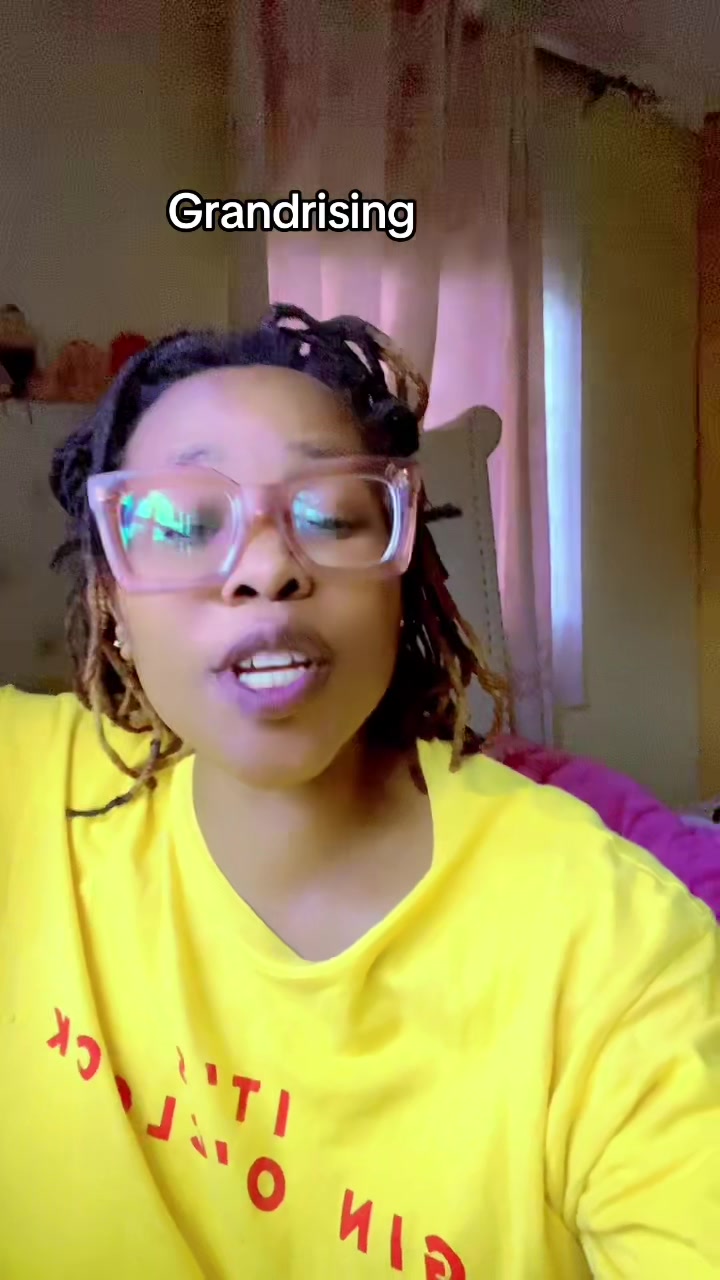 @M&ucirc;y&ucirc;🧑🏿&zwj;🎤The Stable Genius🐉
