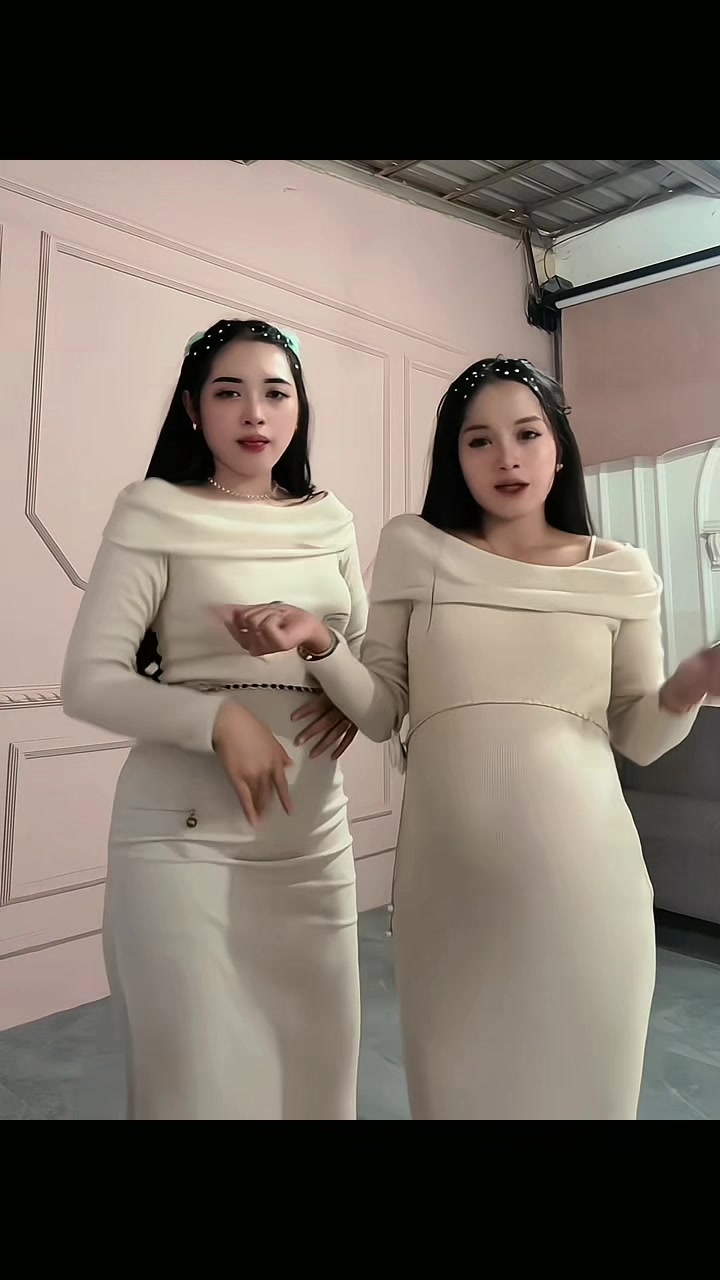 @Boobsss.