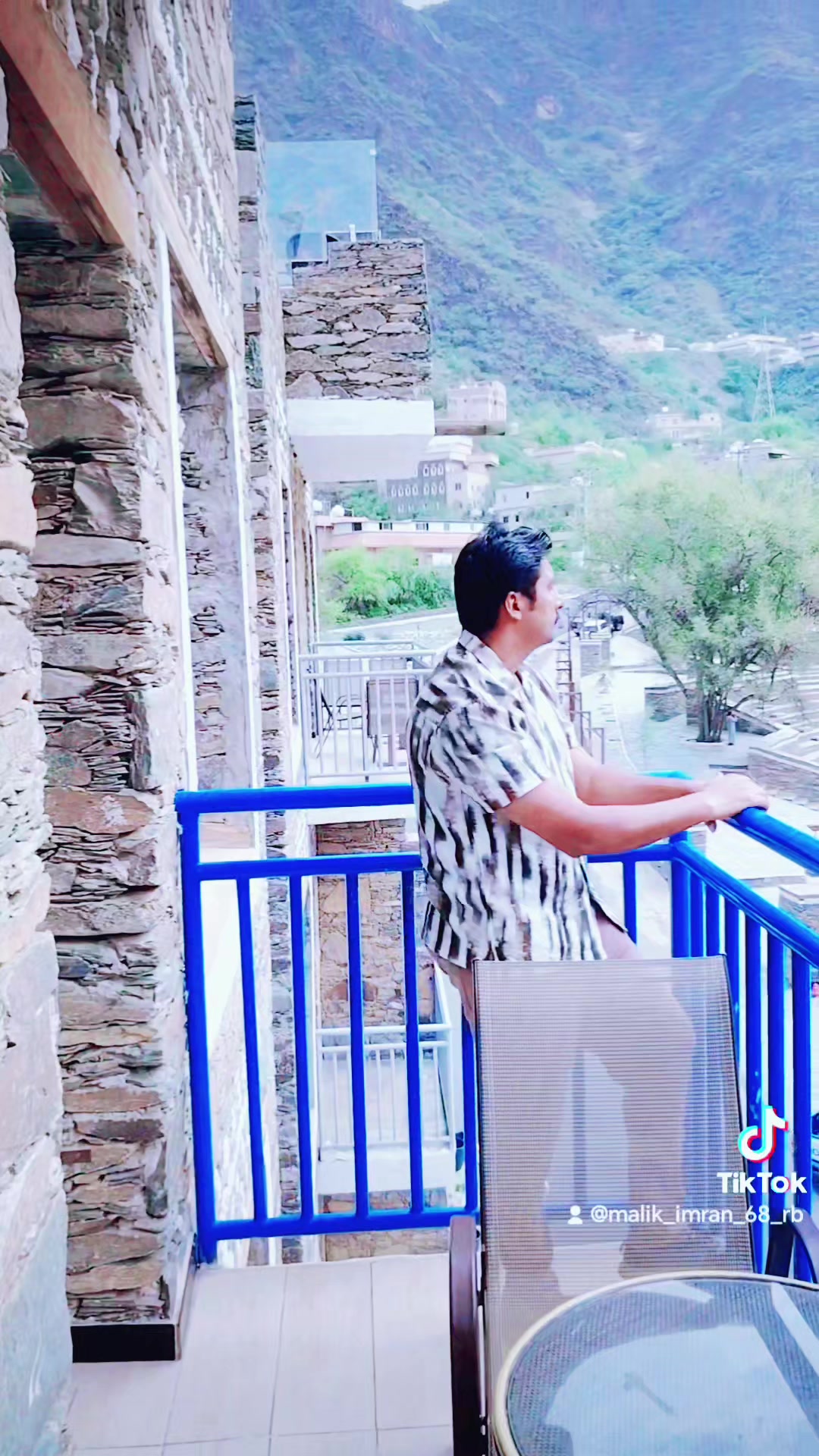 @/,ملک / «« / بادشاہ ،/