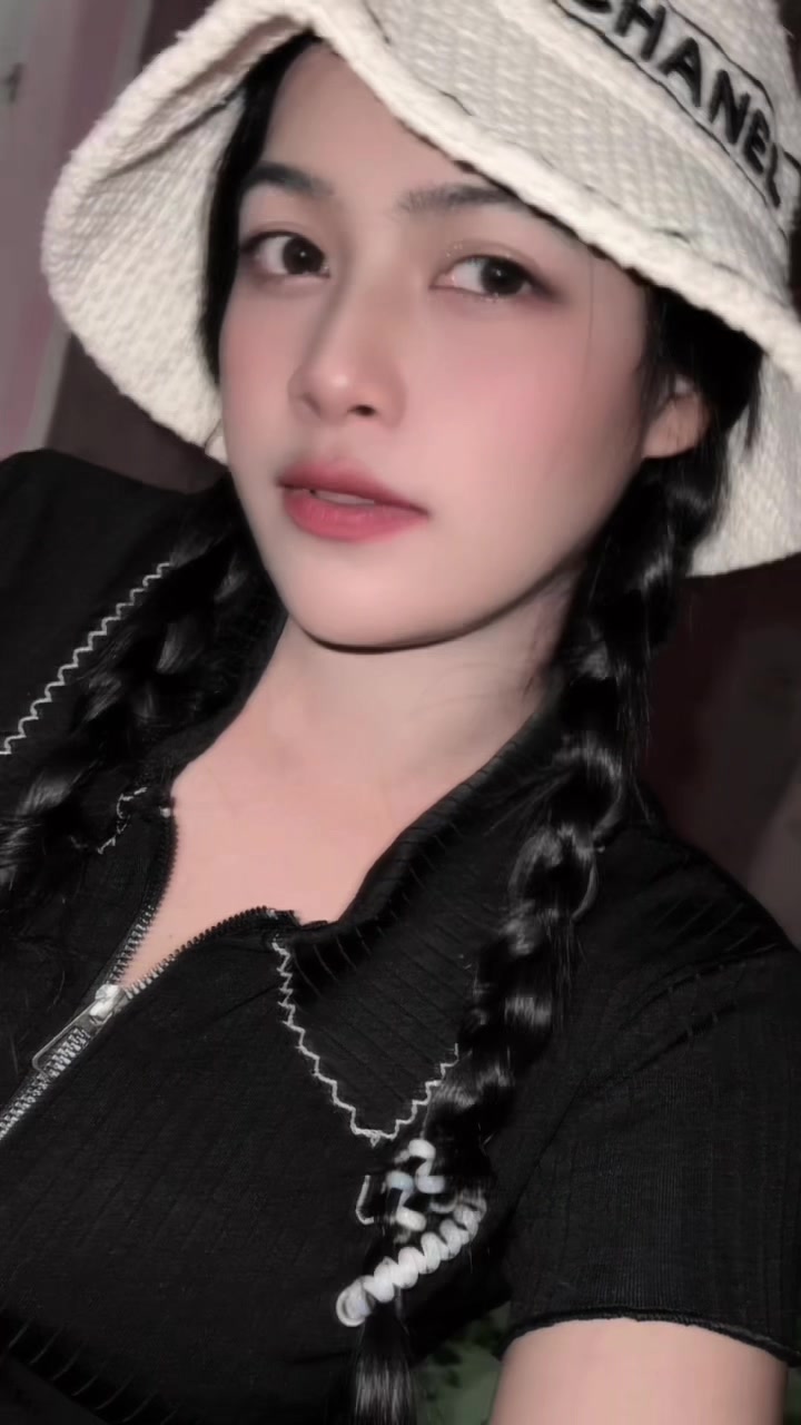@ฮาบีบี้ 1 9 9 4🧕🏼😈