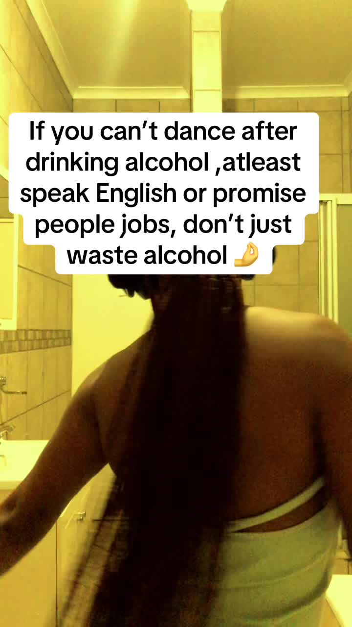 @MphoMokoena