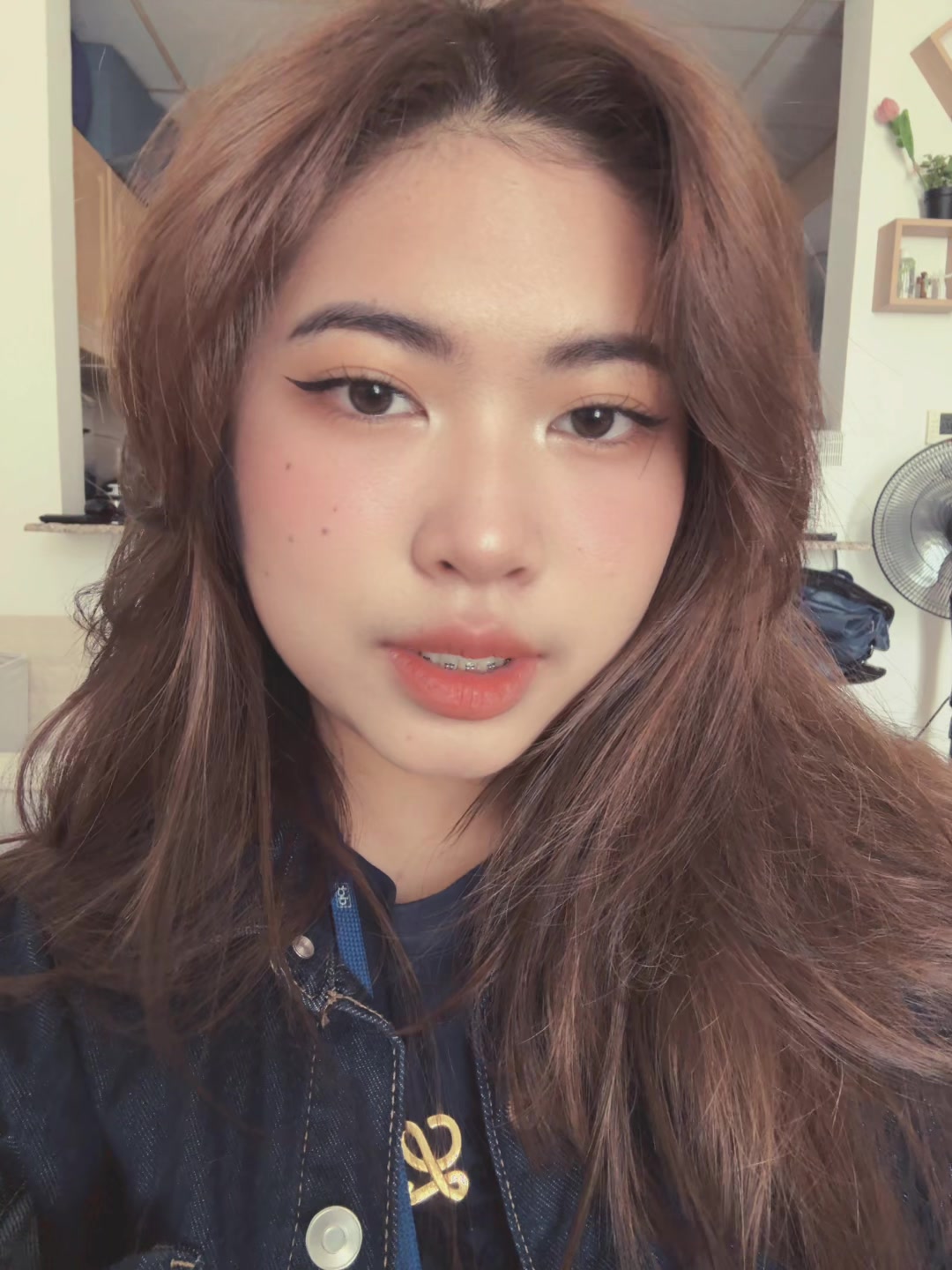 @_ashleejt