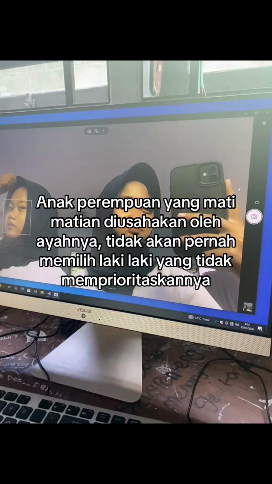 @T Yxmz