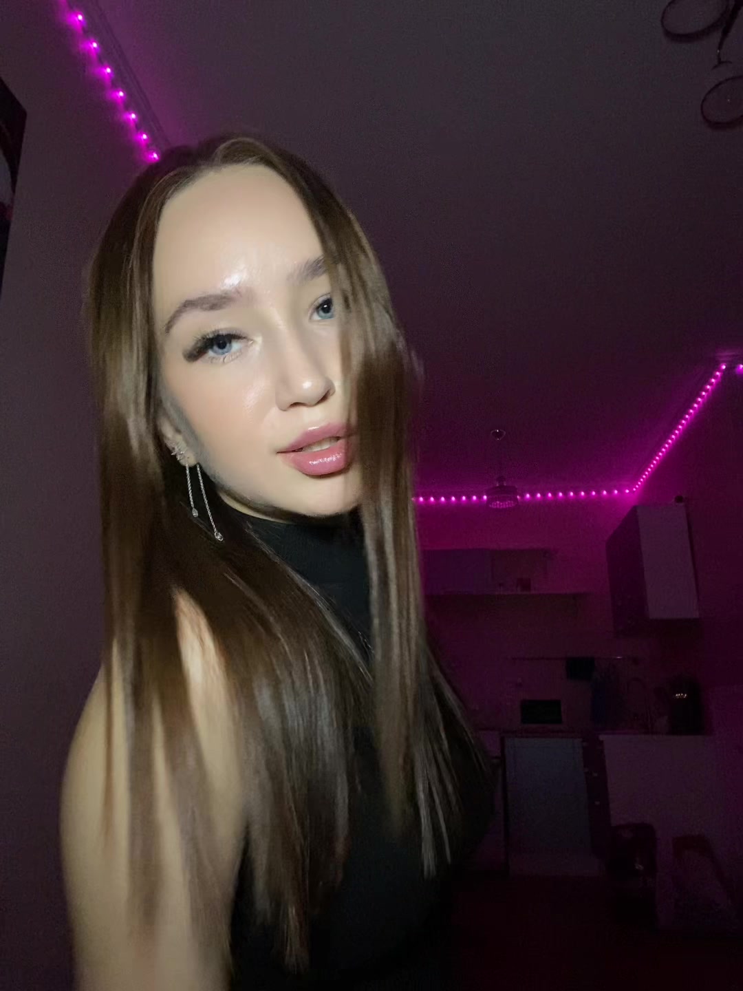 @𝐧𝐚𝐝𝐢𝐬