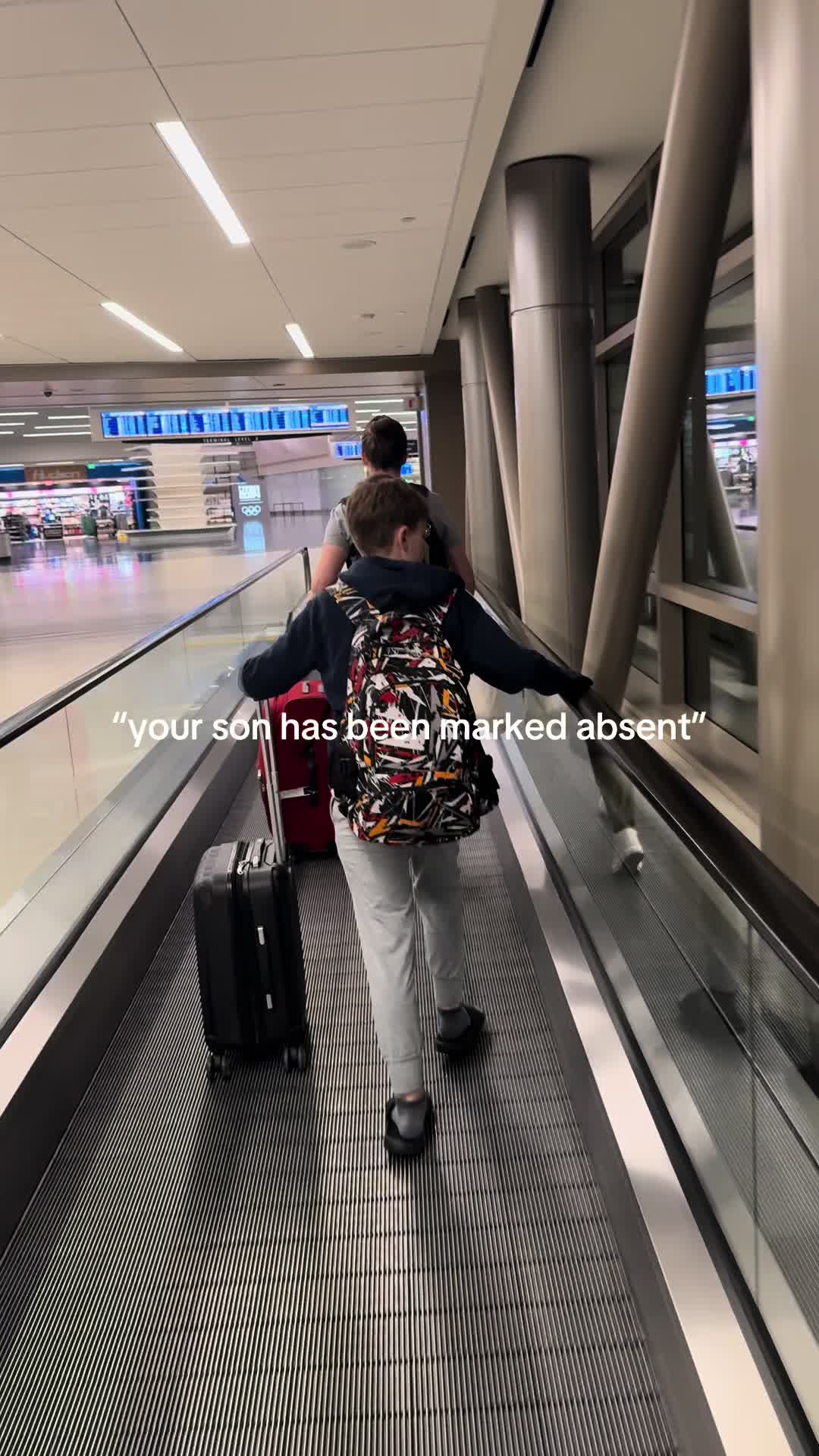 @Kara Wolfe 🐺 ✈️