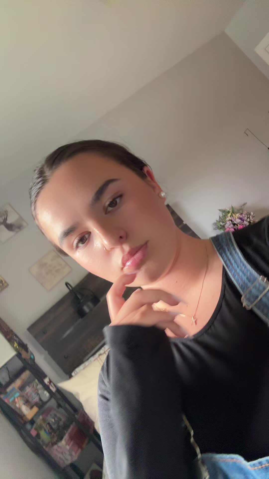 @Ella🦆🍒🎱🤠🌾