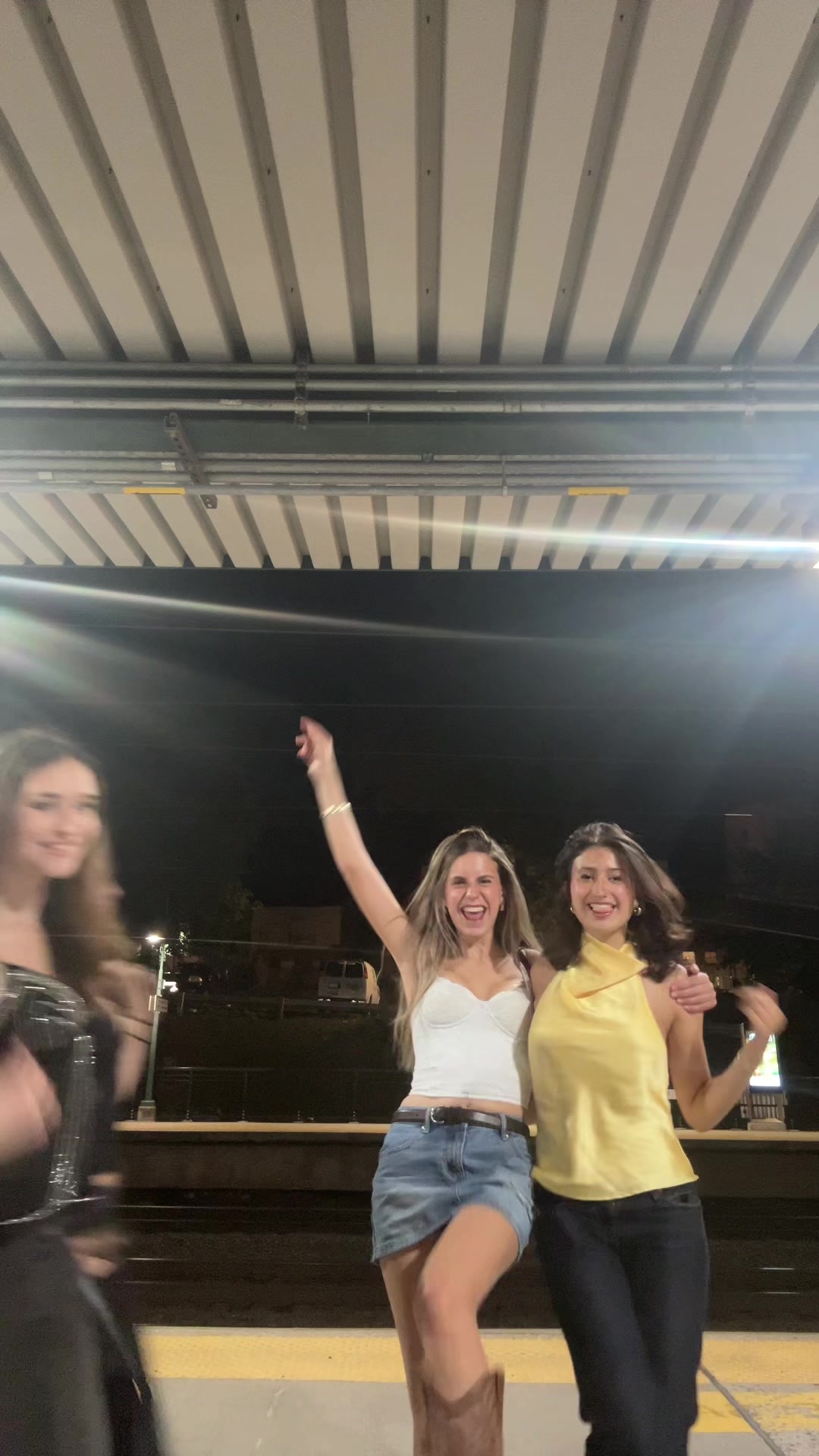 @Lulu