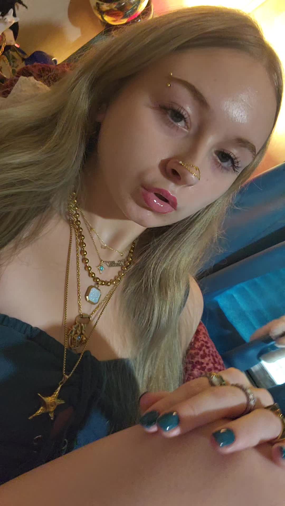 @💙 𝓑𝓮𝓵𝓵𝓪  ⚜️