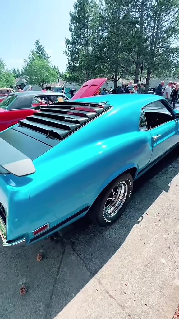 @V8 Vibes