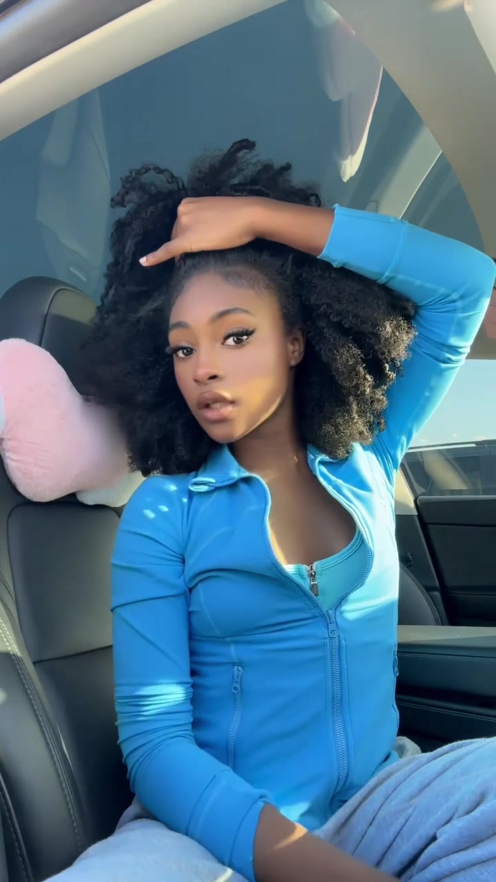@Tatyanna_Hkitty
