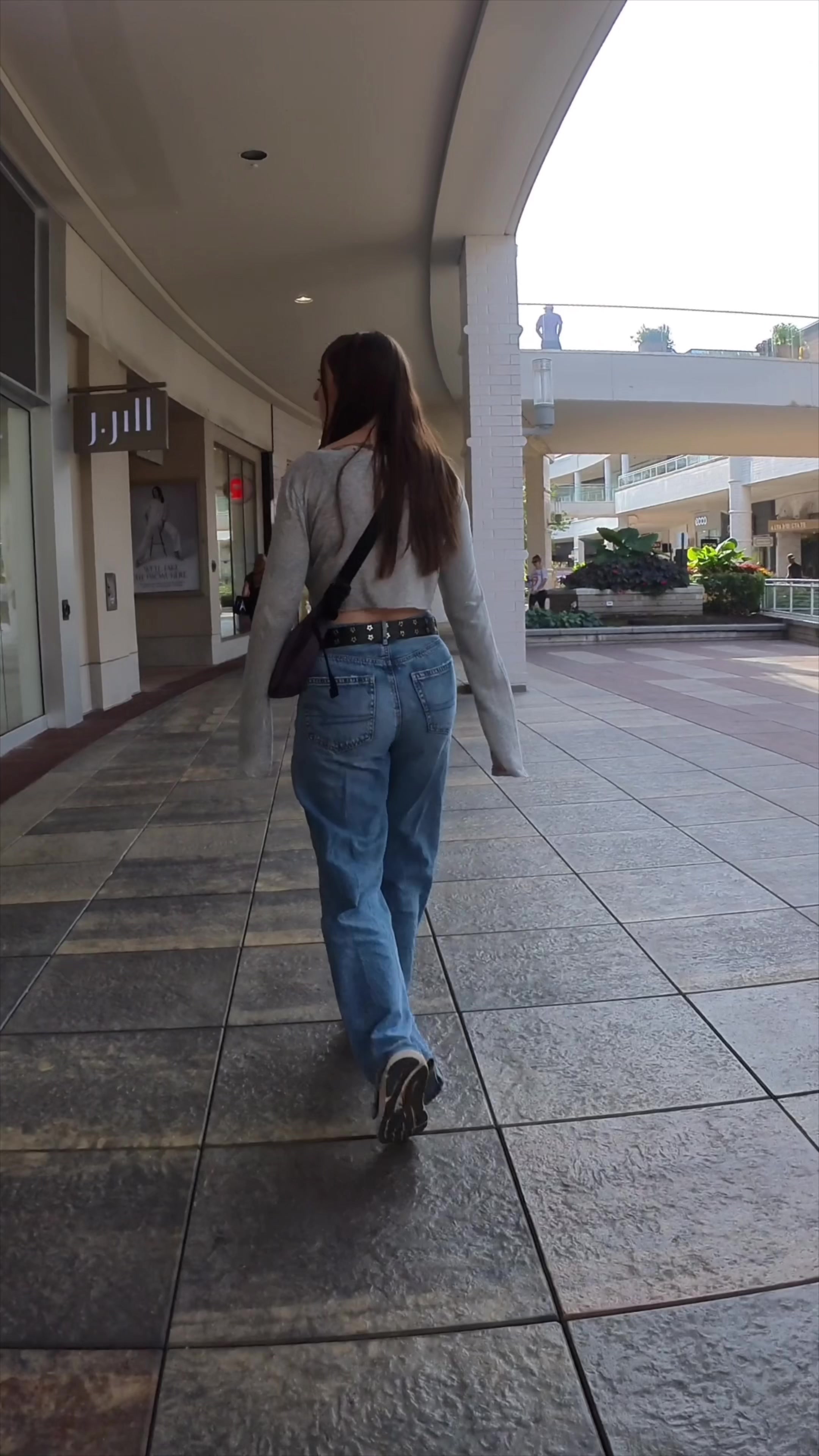 @Redandbecca2
