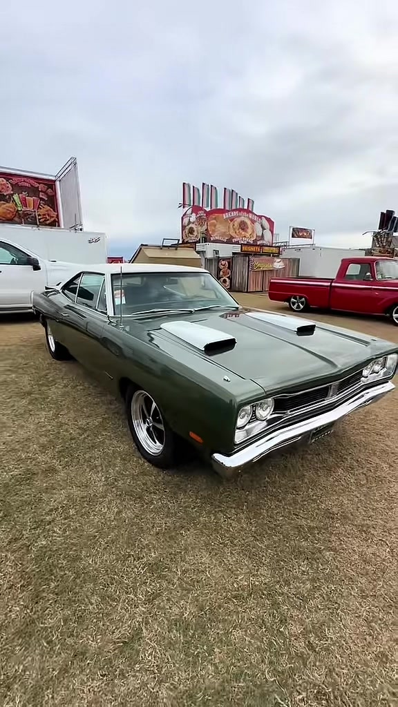 @V8 Vibes