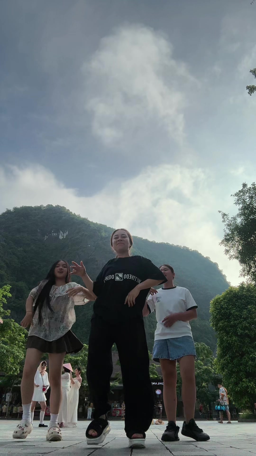@Do Hong Hanh