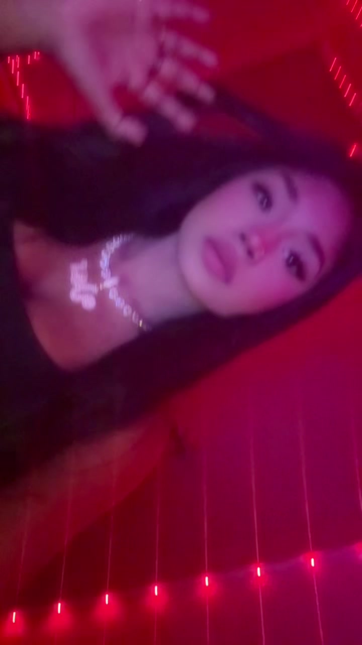 @Varshaa Var