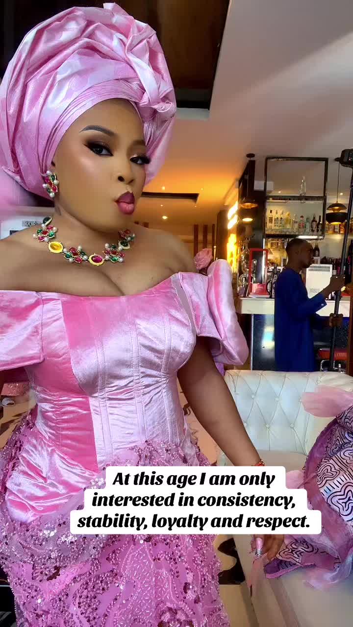 @queencisar01