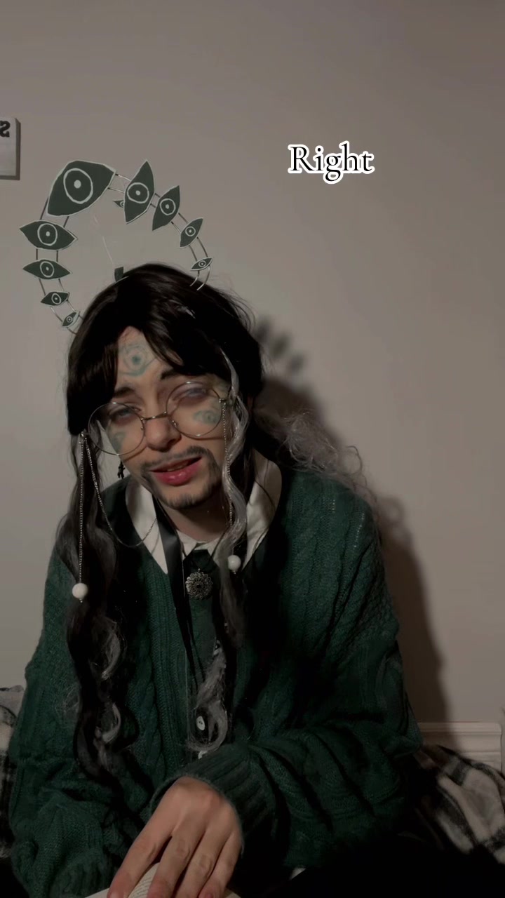 @Emmit the cosplayer