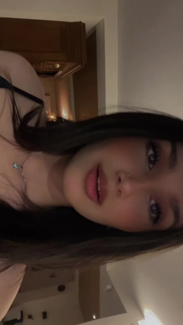 @Yas🫧