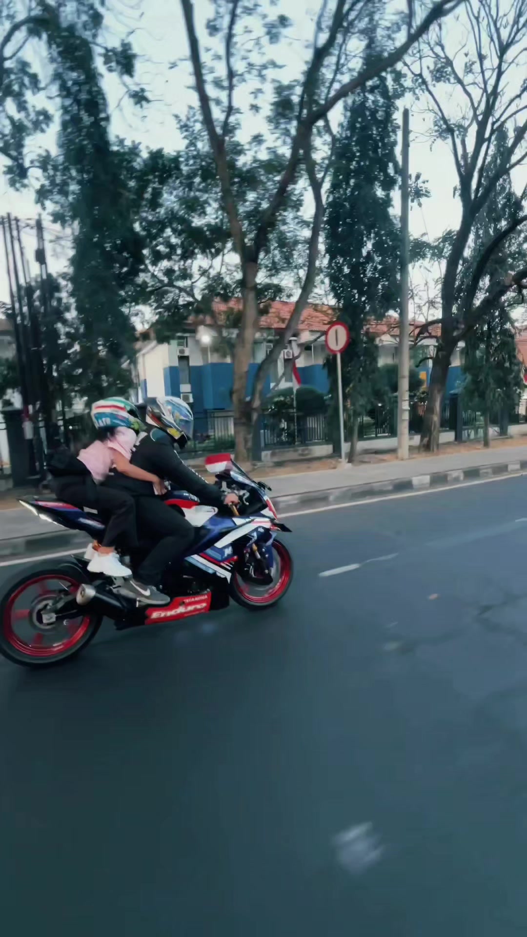 @R15 Malang Independent