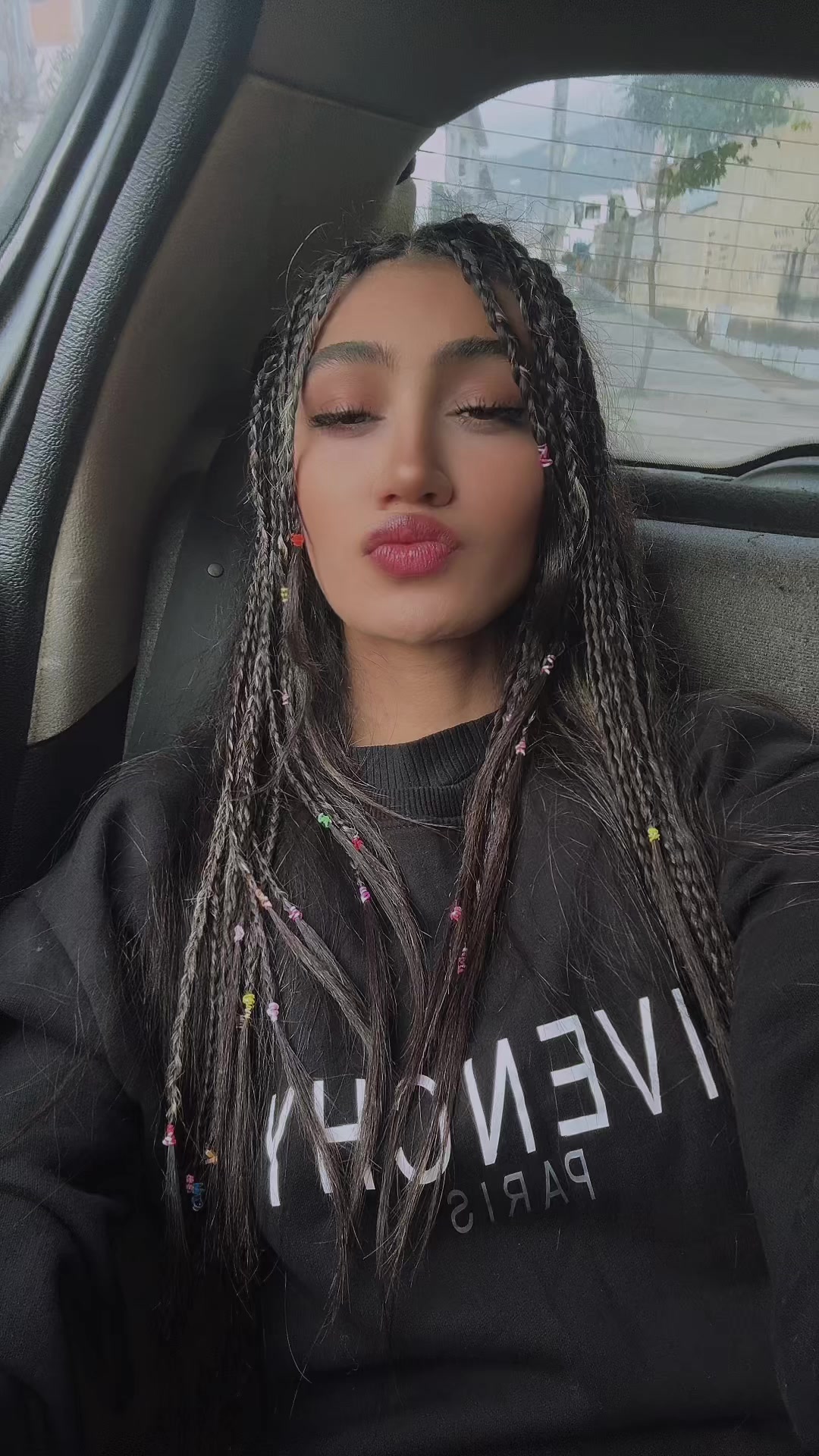 @elena.saadati
