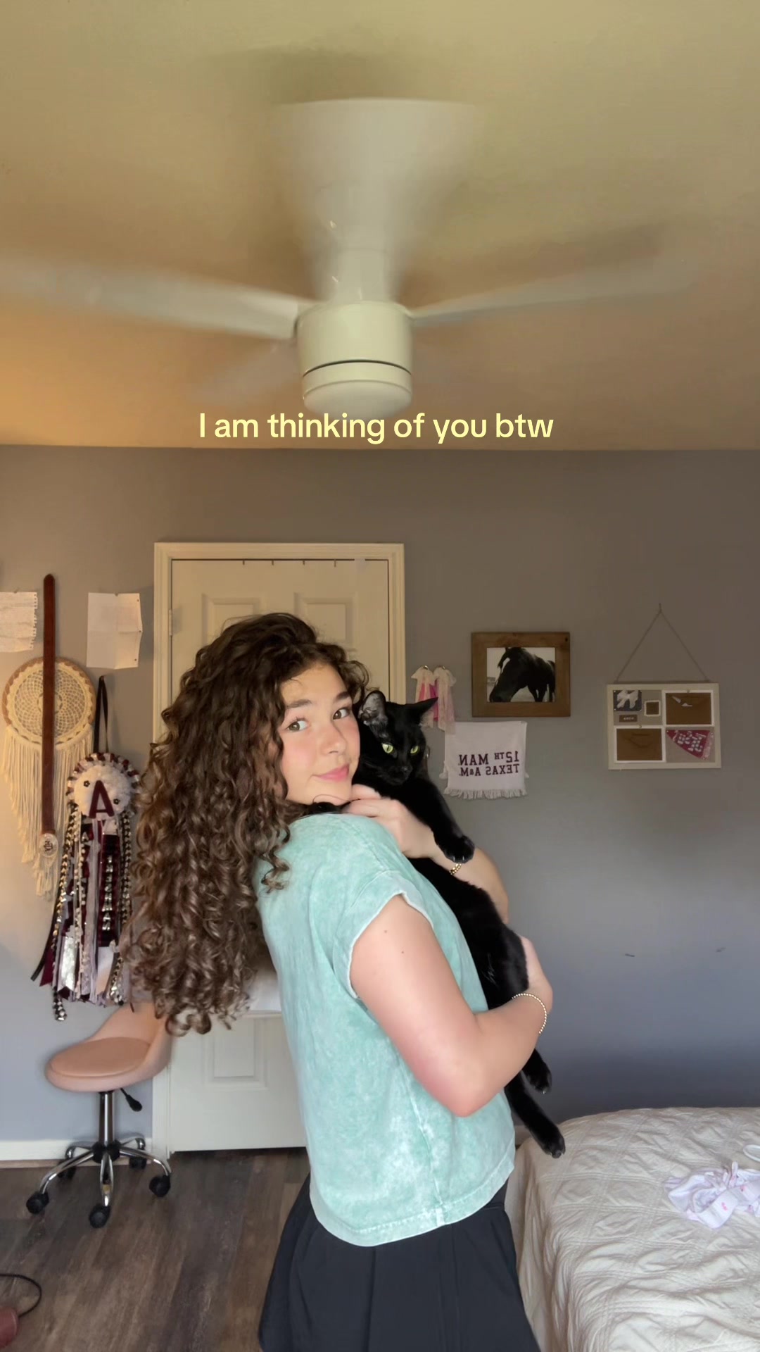 @hi