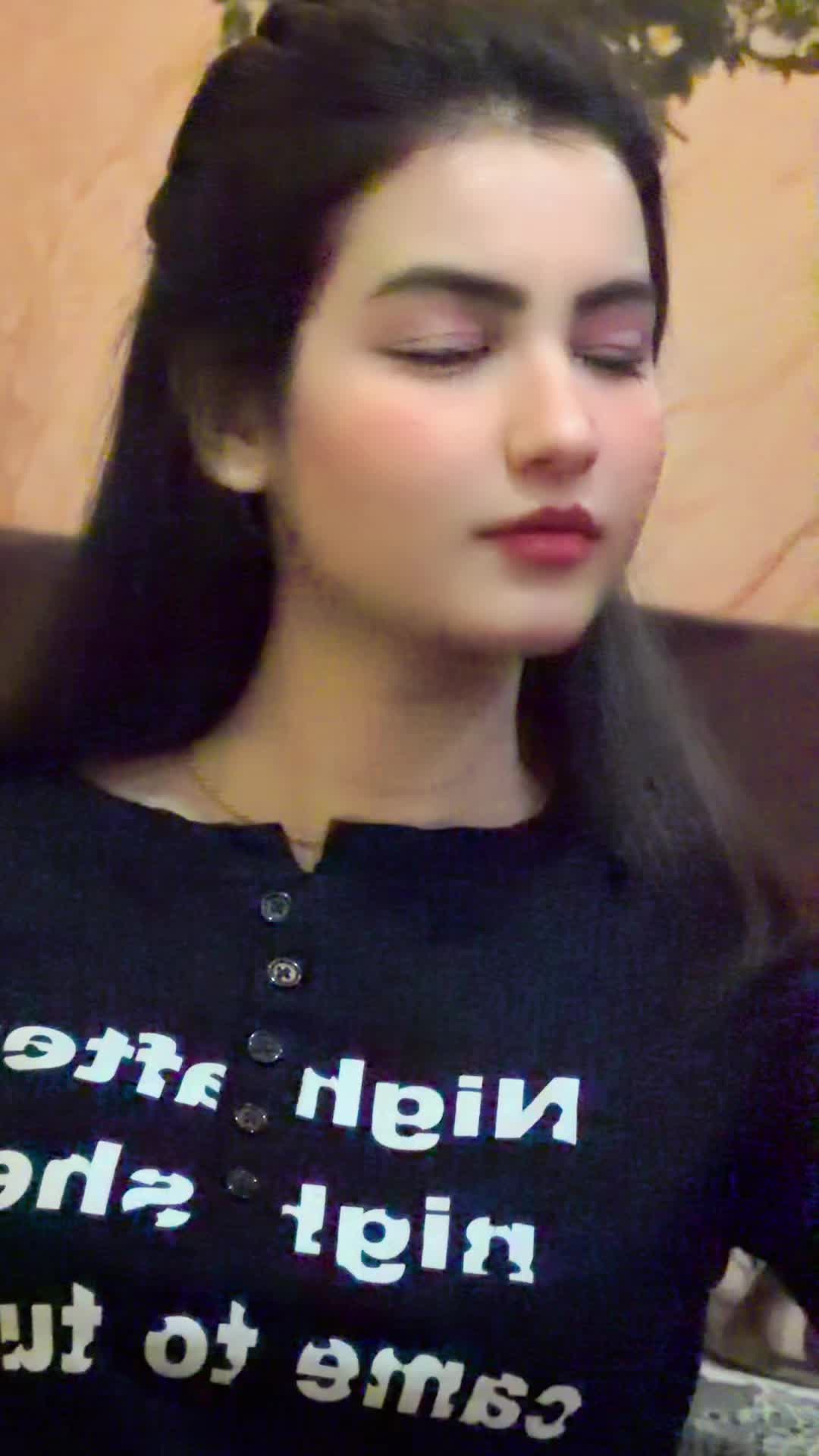 @Izzah khan🔥