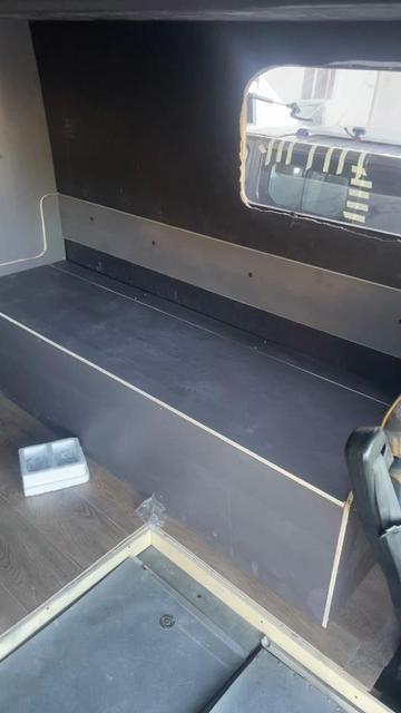 @&ouml;ZAY KARAVAN