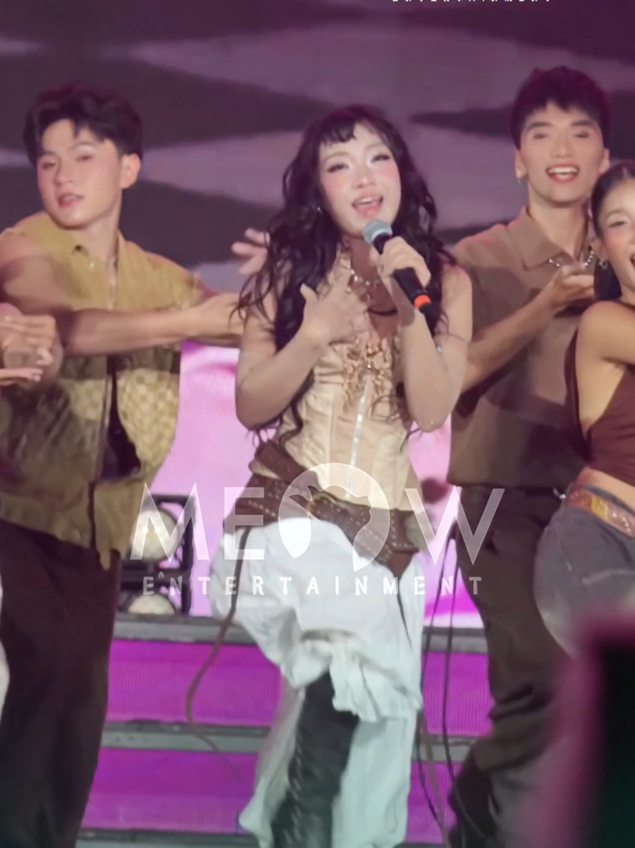 @MEOW ENTERTAINMENT