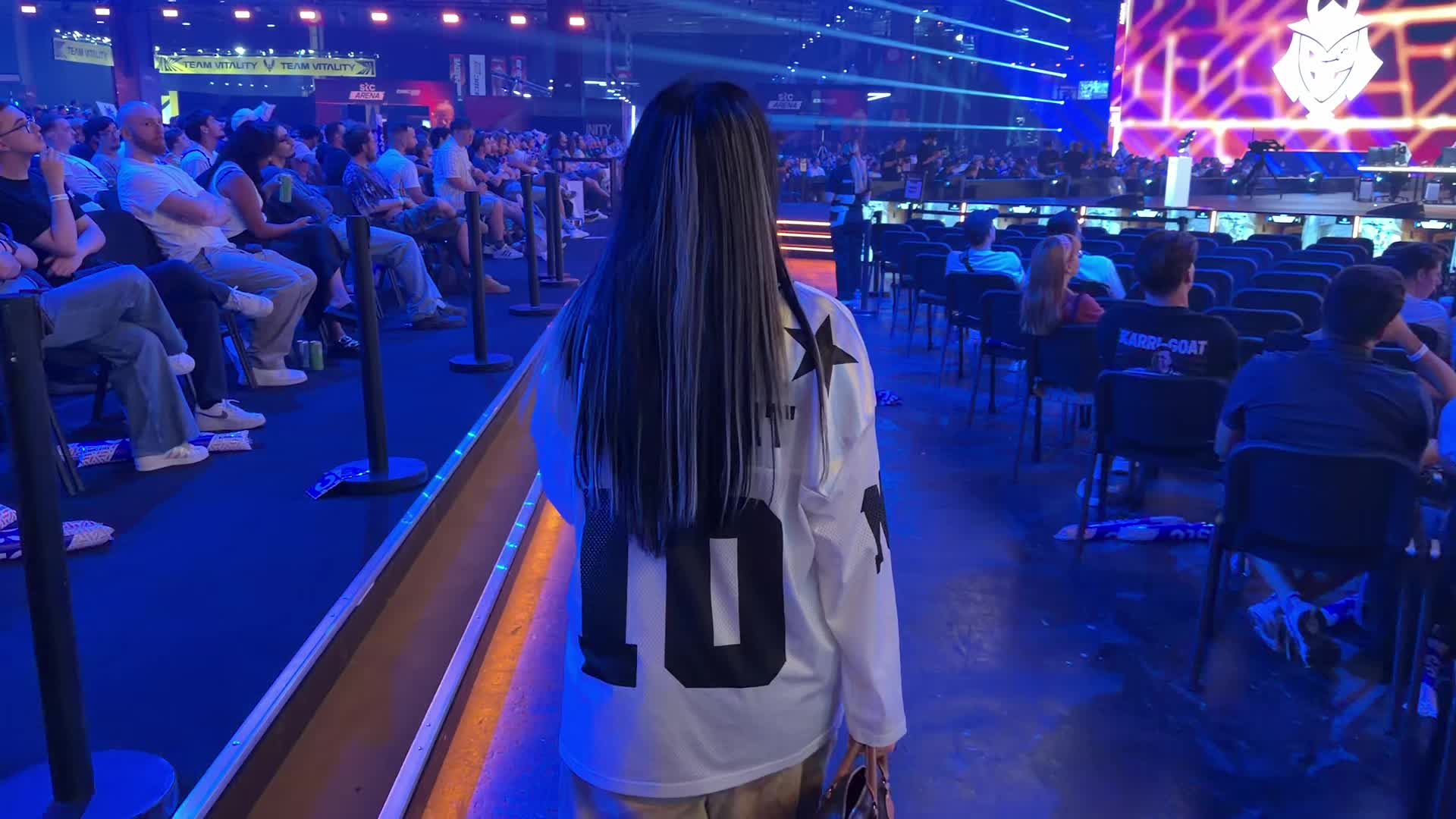 @Syndii69