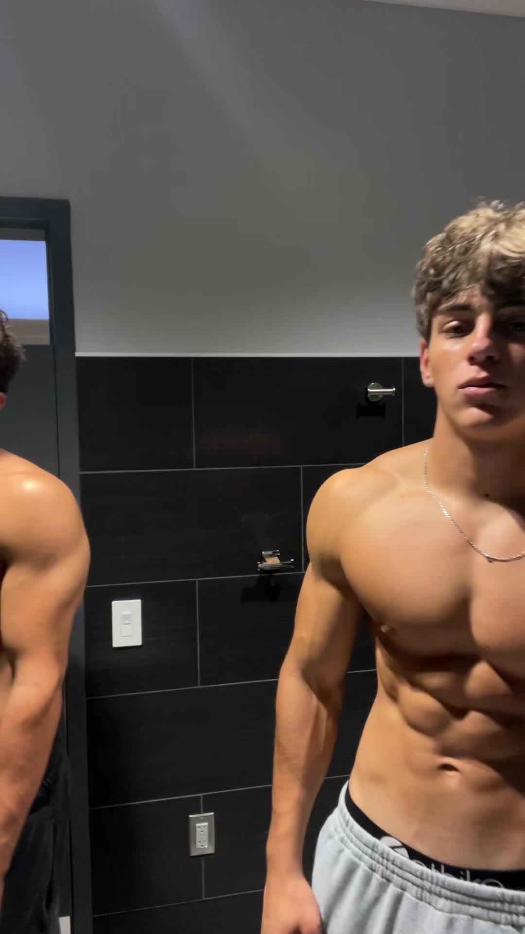 @Matthew_lifts