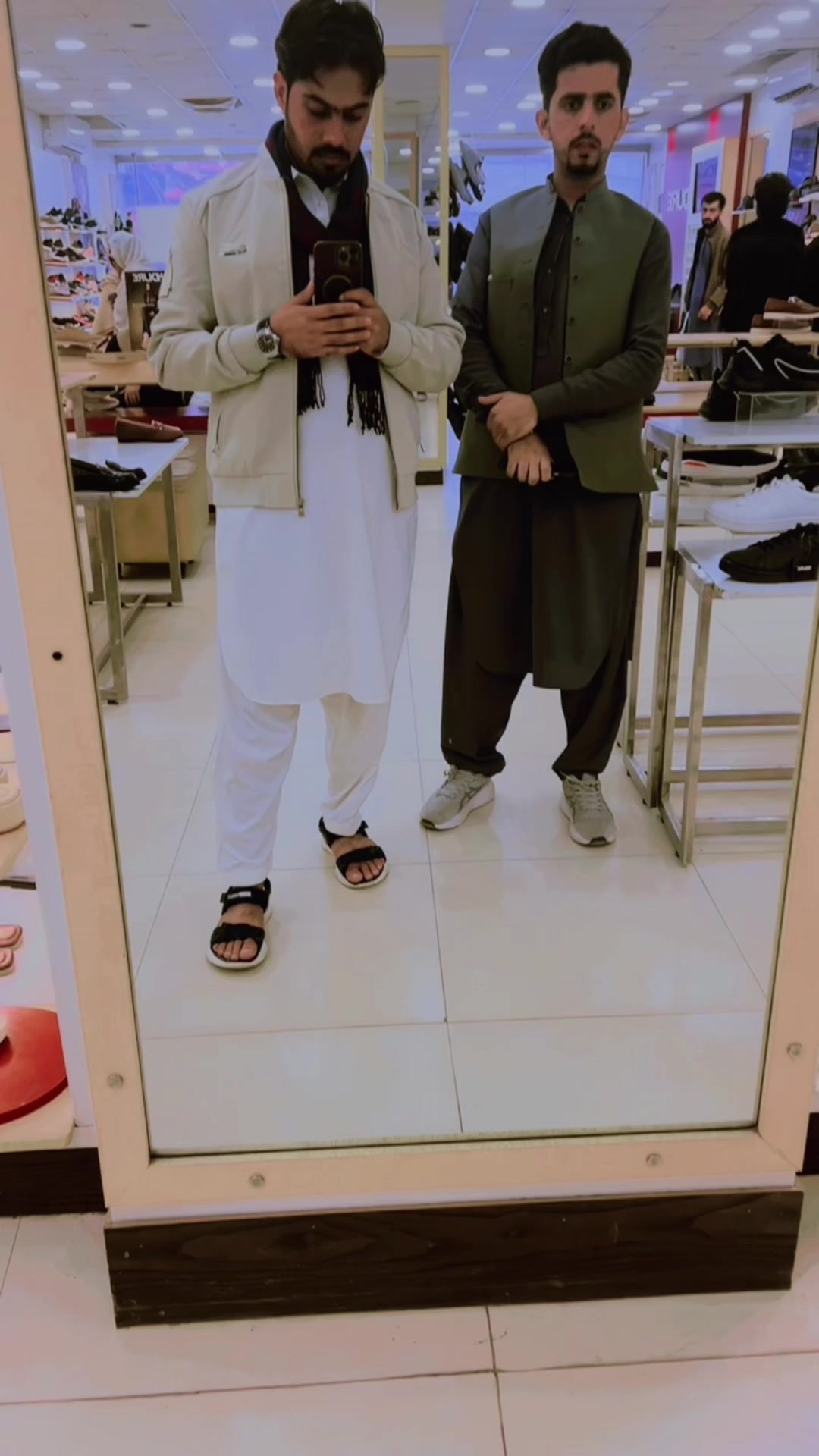 @Umar Shaheen🫴❤️