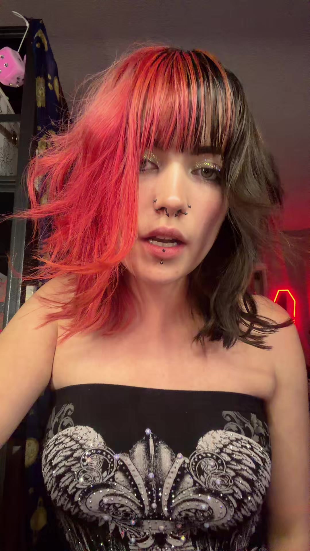 @Lil Bug🖤🍄